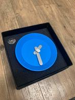 Design klok Marcel Wanders nieuw in doos, Huis en Inrichting, Ophalen of Verzenden, Nieuw, Analoog, Wekker of Tafelklok