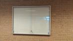 Grote vitrine wandkast met glazen schuifdeuren, 100 tot 150 cm, Ophalen of Verzenden, Zo goed als nieuw, Minder dan 25 cm