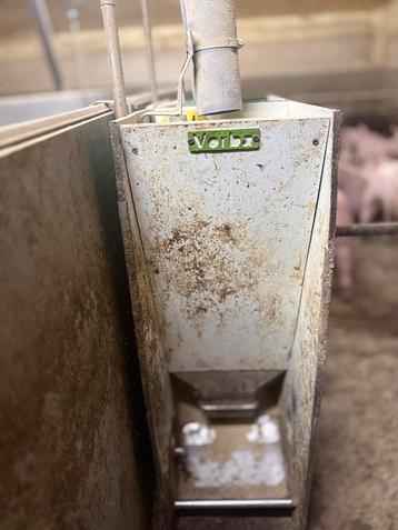 Verba voerbakken brijbakken beschikbaar voor biedingen