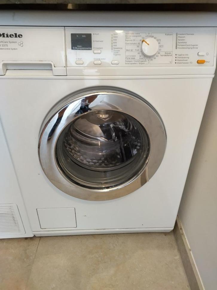 Miele Wasmachine W3375. Inhoud 7 kilo 1600 toeren, Witgoed en Apparatuur, Wasmachines, Zo goed als nieuw, Voorlader, 6 tot 8 kg