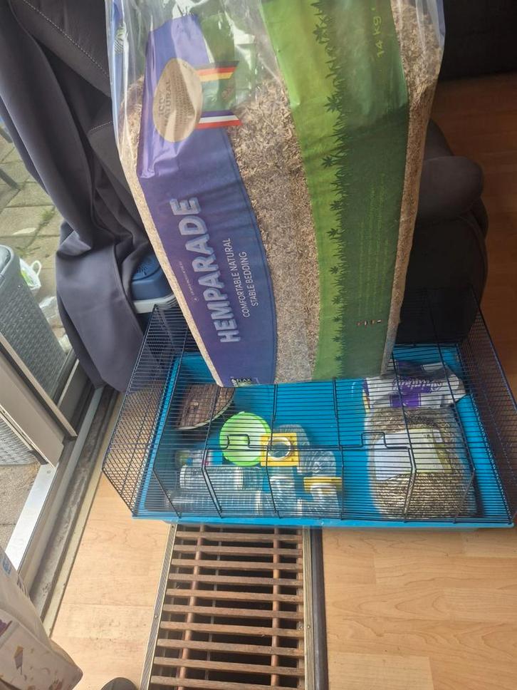 Hamsterkooi met toebehoren, Dieren en Toebehoren, Knaagdieren en Konijnen | Hokken en Kooien, Zo goed als nieuw, Kooi, Minder dan 60 cm