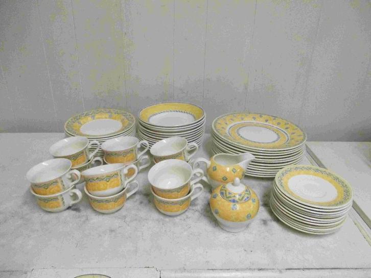 12 delig servies, Huis en Inrichting, Keuken | Servies, Zo goed als nieuw, Compleet servies, Overige stijlen, Aardewerk, Ophalen of Verzenden