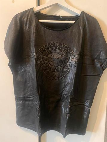 Zwart tshirt mt 42 van Monari beschikbaar voor biedingen