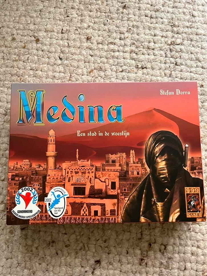 Bordspel Medina van 999games, Hobby en Vrije tijd, Gezelschapsspellen | Bordspellen, Nieuw, Drie of vier spelers, Ophalen of Verzenden