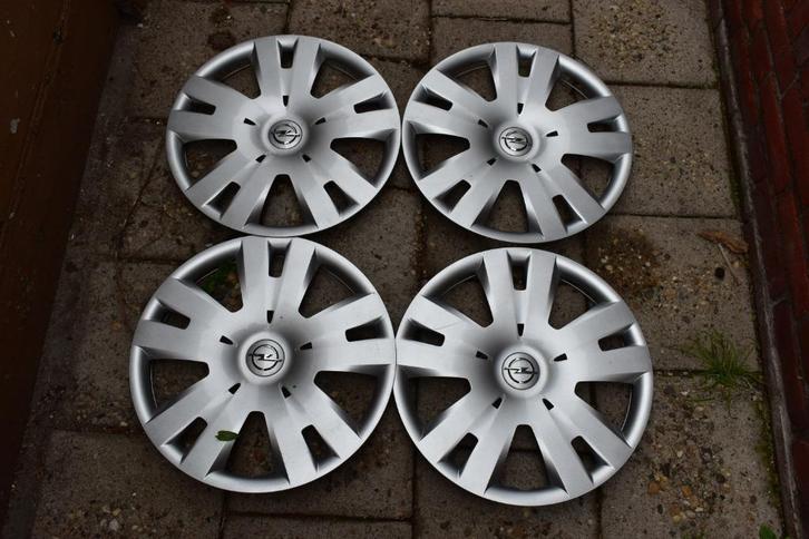 Set van 4 originele wieldoppen Opel Mokka 16 inch, Auto diversen, Wieldoppen, Gebruikt, Ophalen of Verzenden