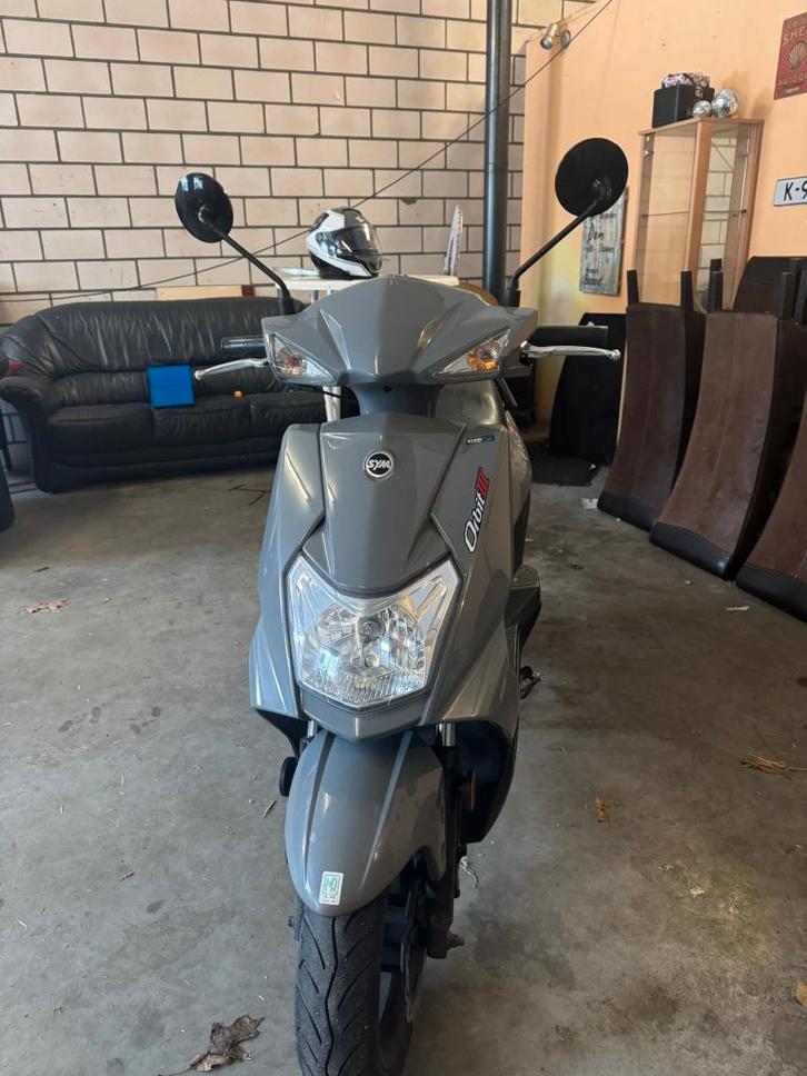 Sym Orbit 3, Fietsen en Brommers, Scooters | SYM, Zo goed als nieuw, Orbit, Maximaal 45 km/u, Benzine, Ophalen