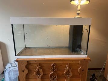 Wit Juwel Rio aquarium 180 liter met pomp en tl lichtbalk beschikbaar voor biedingen