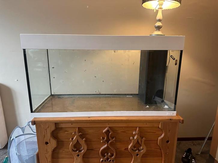 Wit Juwel Rio aquarium 180 liter met pomp en tl lichtbalk, Dieren en Toebehoren, Vissen | Aquaria en Toebehoren, Leeg aquarium