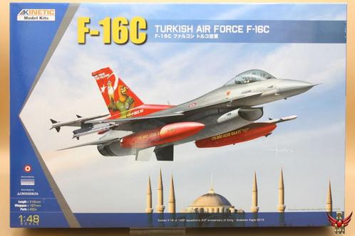 Kinetic 1/48 F-16C Turkish Air Force F-16C, Hobby en Vrije tijd, Modelbouw | Vliegtuigen en Helikopters, Ophalen of Verzenden