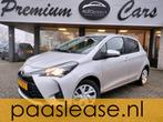 Toyota Yaris 1.5 VVT-i Active|NAV|CRUISE|CAMERA|LANE ASSIST|, Zilver of Grijs, Benzine, 550 kg, Hatchback