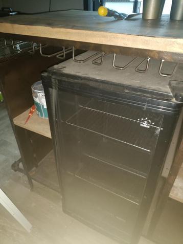 Complete Barmeubel voor Thuis - Kroeg in Huis! beschikbaar voor biedingen