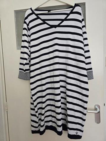 Gestreepte adia jurk, maat 46-48 beschikbaar voor biedingen