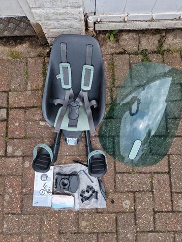 Urban Iki voorzitje met windscherm & 2 compact adaptors beschikbaar voor biedingen