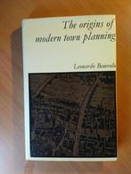 Benevolo, Leonardo. The Origins of Modern Town Planning, Ophalen of Verzenden, Zo goed als nieuw