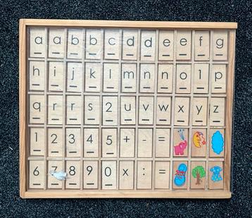 Letterbak letters plaatjes bak transparant deksel beschikbaar voor biedingen