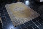 Mooi sfeervol vloerkleed Perzisch vintage okergeel 160x230