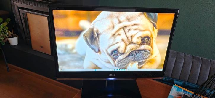 LG 22 inch Full HD Monitor., Computers en Software, Monitoren, Gebruikt, 60 Hz of minder, HDMI, VGA, LED, Full HD, 5 ms of meer