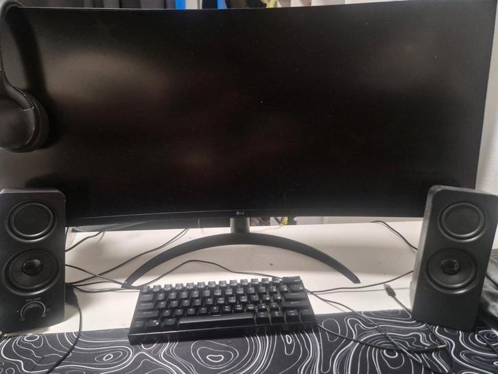 34inch scherm, curved, toetsenbord en speakers, Computers en Software, Monitoren, Zo goed als nieuw, Curved, IPS, Ophalen