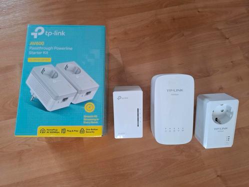 5 adapters Powerline Adapter kit 600Mbit+Wifi+netw aansl, Computers en Software, WiFi-versterkers, Zo goed als nieuw, Ophalen