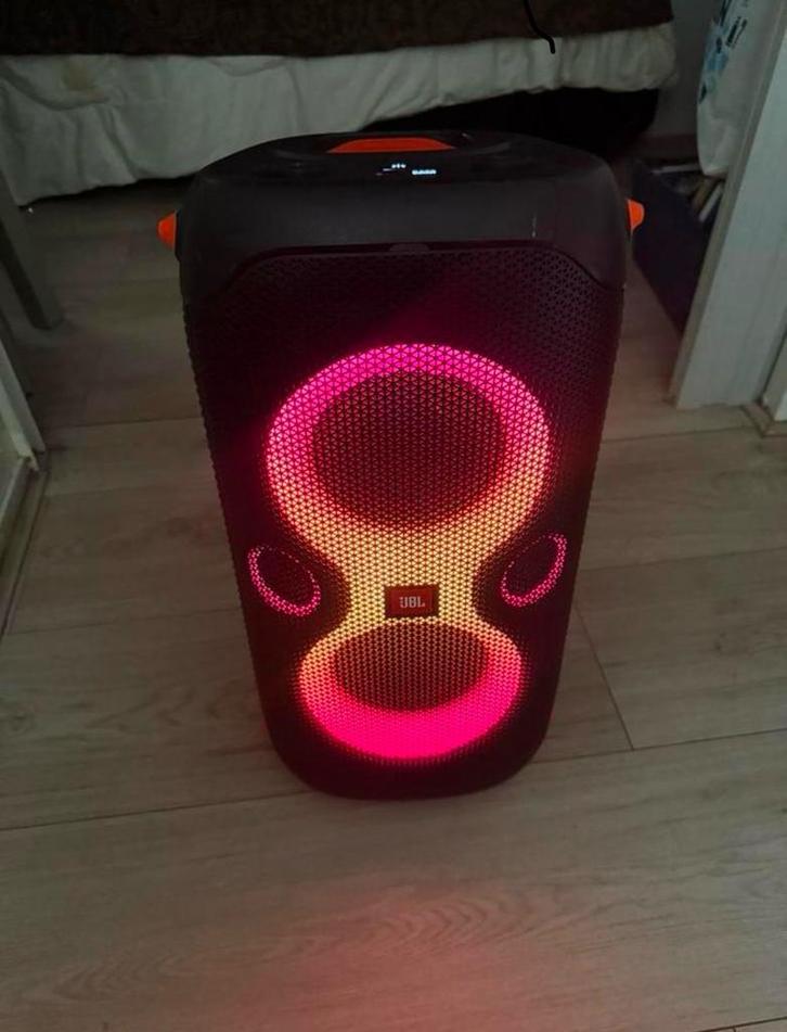 JBL PARTYBOX 110 TE HUUR 15EUR, Audio, Tv en Foto, Karaoke-apparatuur, Zo goed als nieuw, Luidspreker(s), Ophalen
