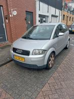 Audi A2 1.4 55KW 2001 Grijs, Auto's, Audi, Voorwielaandrijving, Stof, 74 pk, 4 cilinders
