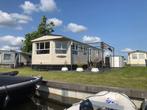 Stacaravan aan vaarwater met 2 ligplaatsen voor het terras., Caravans en Kamperen, Tot en met 4