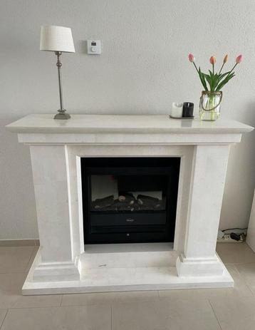 Natuursteen haard Ruby Fires!  beschikbaar voor biedingen