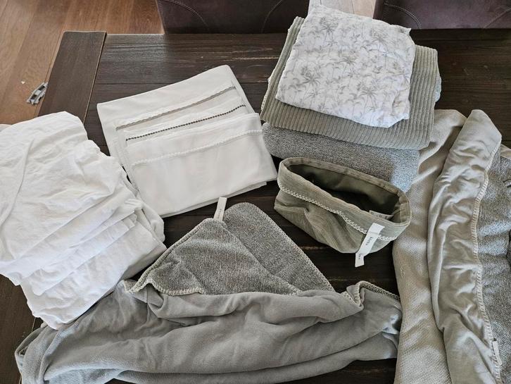 Groot KOEKA groen beddengoed set ledikant, Kinderen en Baby's, Kinderkamer | Beddengoed, Zo goed als nieuw, Deken of Dekbed, Groen