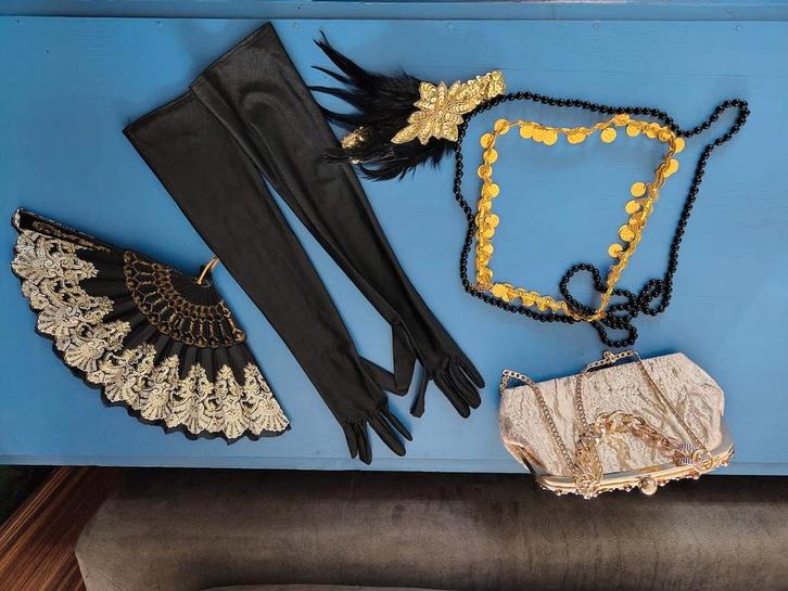 6 delige accessoires set Great Gatsby houden kaki handschoen, Kleding | Dames, Carnavalskleding en Feestkleding, Zo goed als nieuw