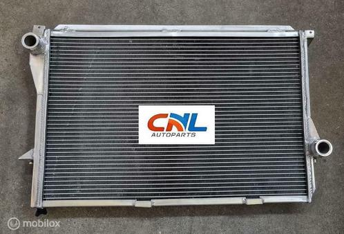Radiateur BMW 7 E38 728/730/735/740/750i; 5 E39 520/523/528/, Auto-onderdelen, Motor en Toebehoren, Nieuw, Ophalen of Verzenden