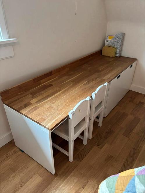 Ikea Smastad met eikenblad, Kinderen en Baby's, Kinderkamer | Tafels en Stoelen, Zo goed als nieuw, Tafel(s), Ophalen of Verzenden