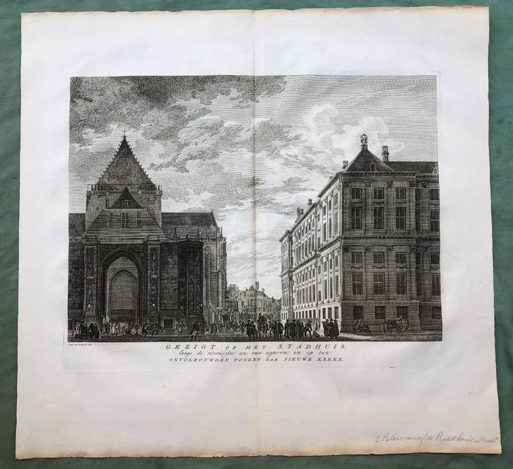 Amsterdam kopergravure 18e eeuw Stadhuis en Nieuwe Kerk, Antiek en Kunst, Kunst | Etsen en Gravures, Ophalen of Verzenden