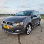 Volkswagen Polo 1.2 TSI 66KW 2012 Grijs, Auto's, Voorwielaandrijving, Euro 5, Stof, Zwart