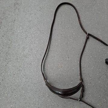Lage neusriem, bruin leder. beschikbaar voor biedingen