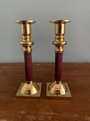 Vintage kolom Kandelaars messing burgundy bordeaux beschikbaar voor biedingen