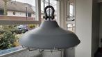 2 grijze industriële hanglampen, Ophalen, Gebruikt, Minder dan 50 cm