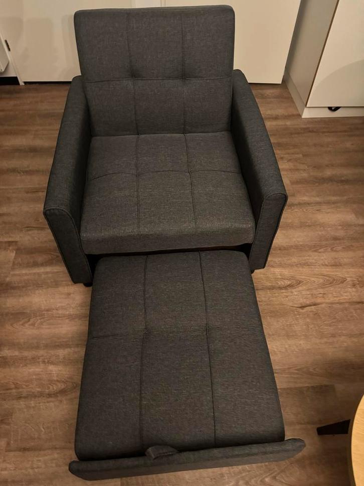 Slaapbank 1 persoon Moet zsm weg ivm verhuizen, Huis en Inrichting, Fauteuils, Zo goed als nieuw, Stof, 50 tot 75 cm, Minder dan 75 cm