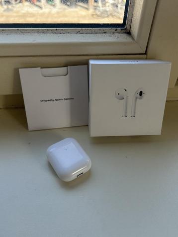 Airpods 1 Met digitaal bon beschikbaar voor biedingen