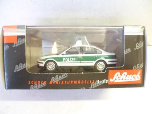 Schuco Volkswagen Passat Limousine Polizei  1:43 modelauto, Hobby en Vrije tijd, Modelauto's | 1:43, Nieuw, Auto, Schuco, Ophalen of Verzenden