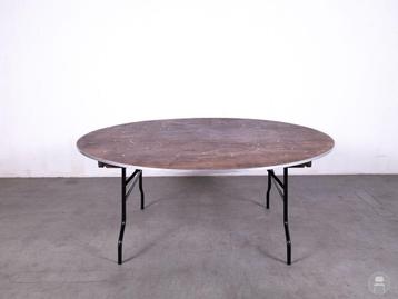 Ronde klaptafels + kar beschikbaar voor biedingen