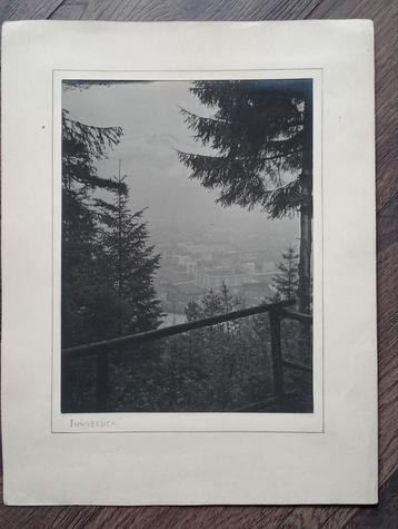 Foto Innsbruck jaren 30 met passepartout beschikbaar voor biedingen