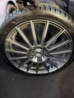 Mercedes Benz A250 Goodyear winterbanden + velgen, Auto-onderdelen, Ophalen, 18 inch, Gebruikt, Winterbanden