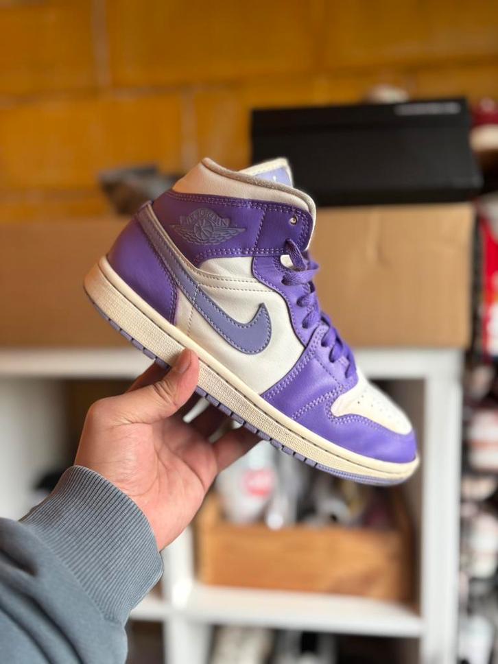 Jordan 1 Mid Action Grape 38, Kleding | Dames, Schoenen, Zo goed als nieuw, Sneakers of Gympen, Ophalen of Verzenden