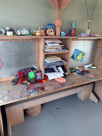 Houten Speeltafel beschikbaar voor biedingen