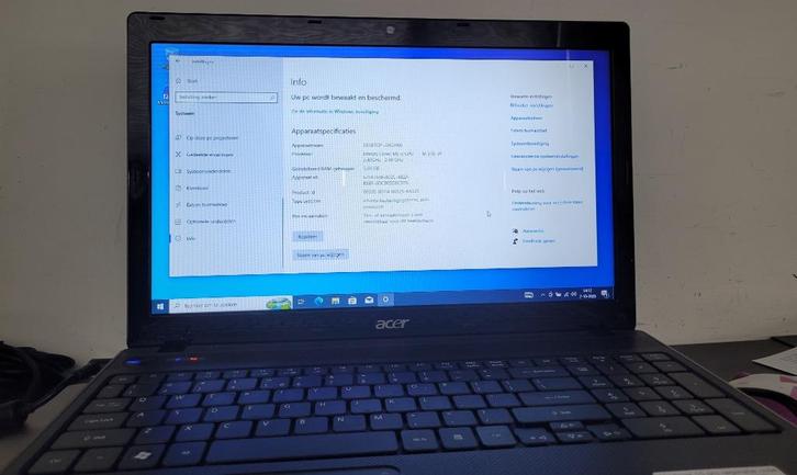 Acer Aspire 5742G, Computers en Software, Windows Laptops, Gebruikt, 15 inch, SSD, 2 tot 3 Ghz, Minder dan 4 GB, Qwerty, Met videokaart