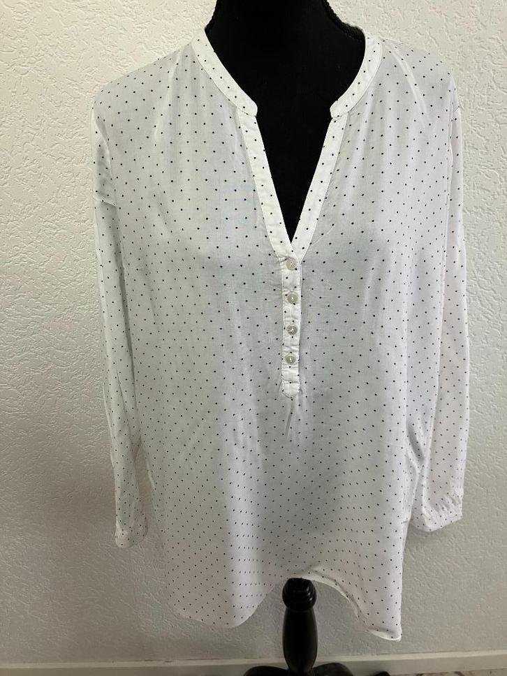 C&A maat 54 valt als 50 oksel tot oksel 70 cm-100% viscose, Kleding | Dames, Grote Maten, Zo goed als nieuw, Blouse of Tuniek