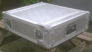 Flightcase 4HE dubbel deur beschikbaar voor biedingen