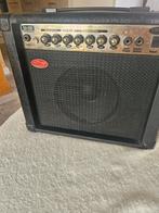 Goed werkende versterker voor n gitaar, Muziek en Instrumenten, Ophalen, Gebruikt, Minder dan 50 watt