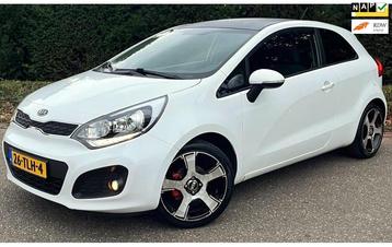 Kia Rio 1.2 CVVT Super Pack Navi Clima Cruise Camera 17 Inch beschikbaar voor biedingen