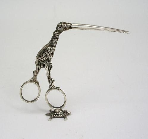 ZILVER - ZILVEREN LUIERTANG ; GEBAKERD KINDJE, Antiek en Kunst, Antiek | Goud en Zilver, Zilver, Verzenden